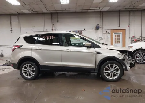 2017 Ford Escape Se from USA, damaged, VIN 1FMCU9GD9HUA86519